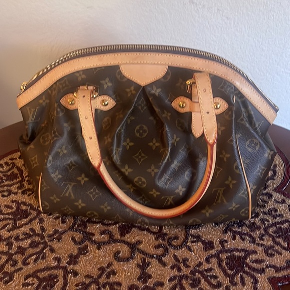 LOUIS VUITTON TIVOLI GM BAG
AUTHENTIC - Picture 2 of 15